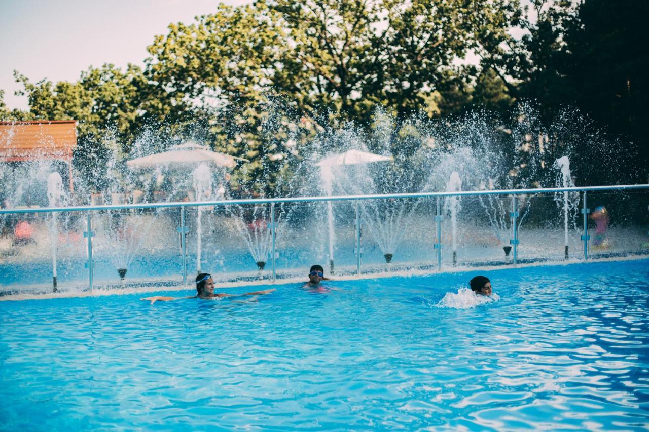 Zuzumbo Resort & Spa Telavi Esterno foto
