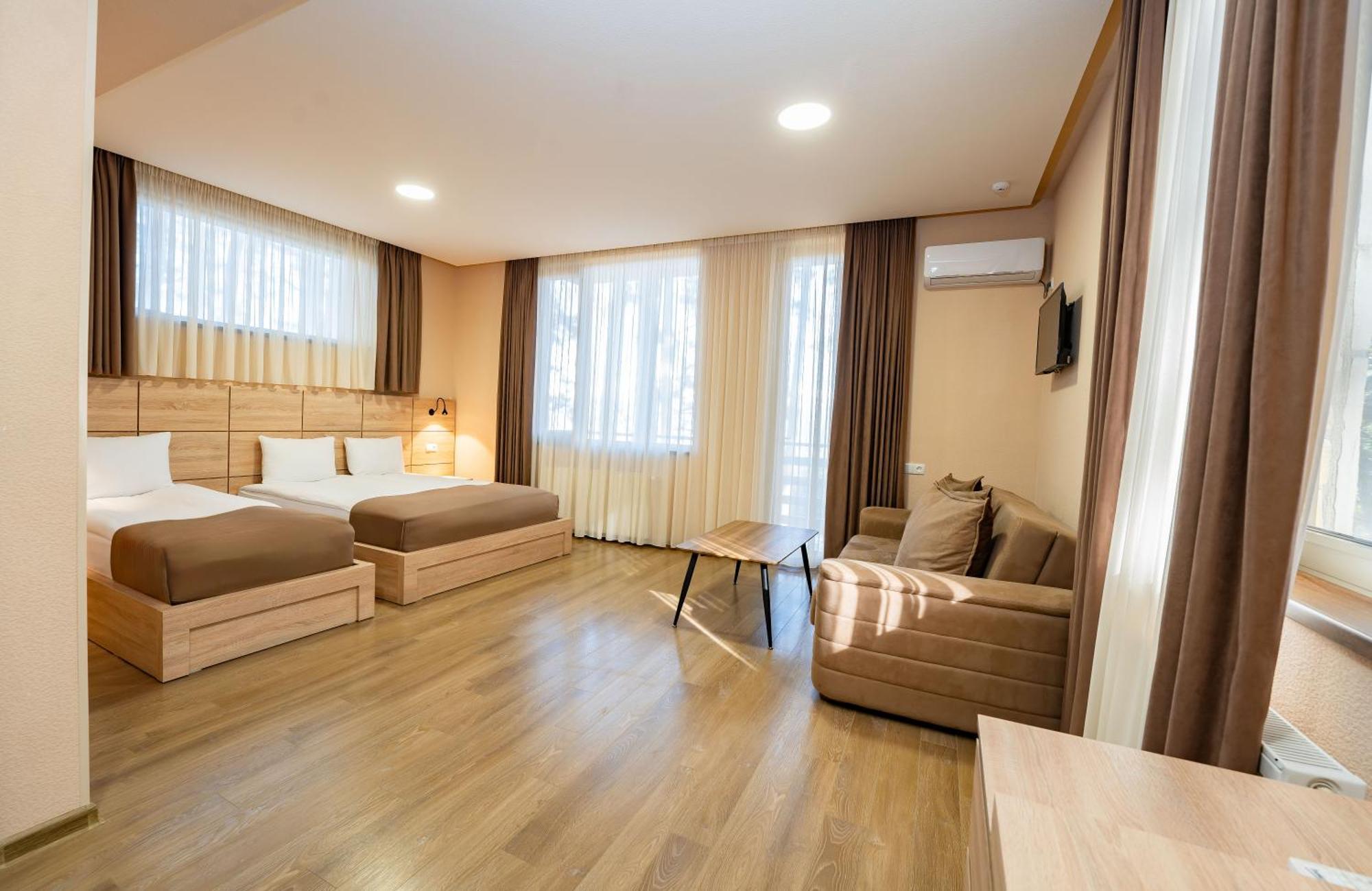 Zuzumbo Resort & Spa Telavi Esterno foto